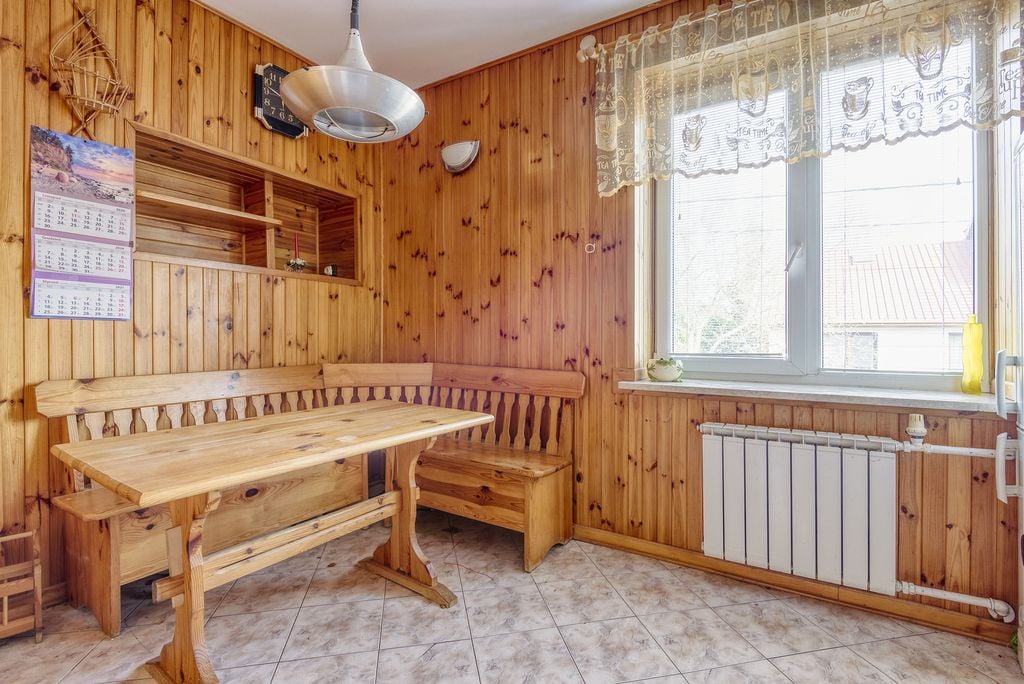Dom 6 pokojowe na Sprzedaż