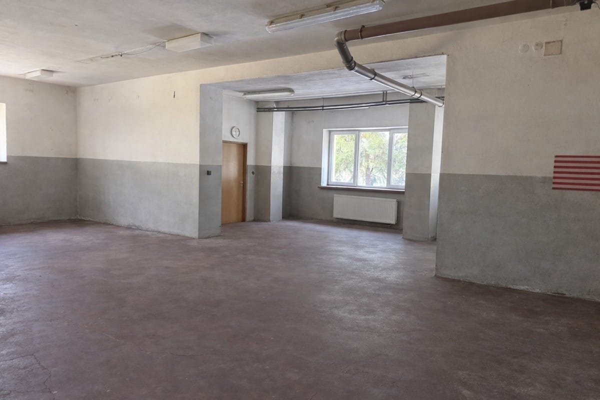 Dom 7 pokojowe na Sprzedaż