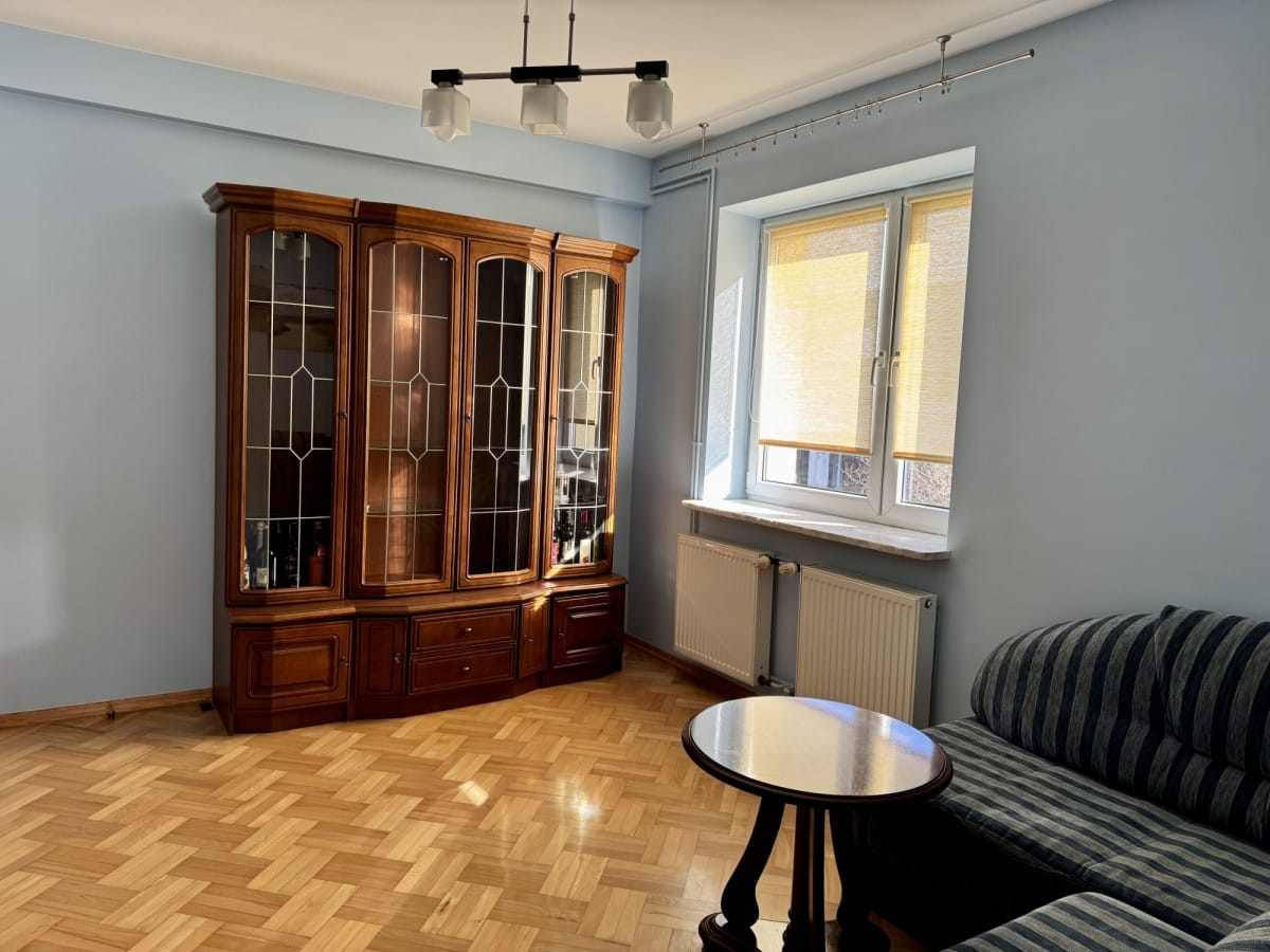 Dom 7 pokojowe na Sprzedaż