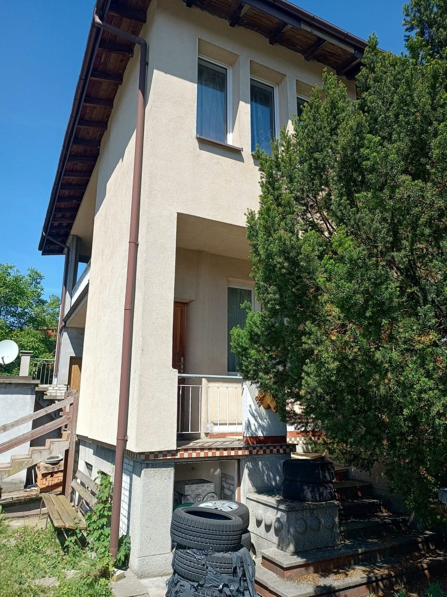 Dom 6 pokojowe na Sprzedaż