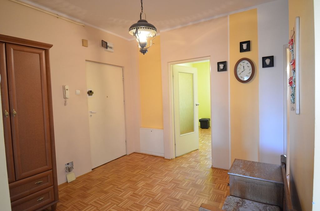 Mieszkanie 3 pokojowe na Sprzedaż