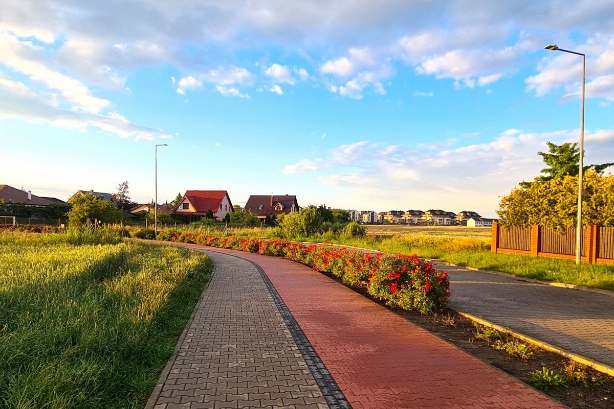 Działka  pokojowe na Sprzedaż