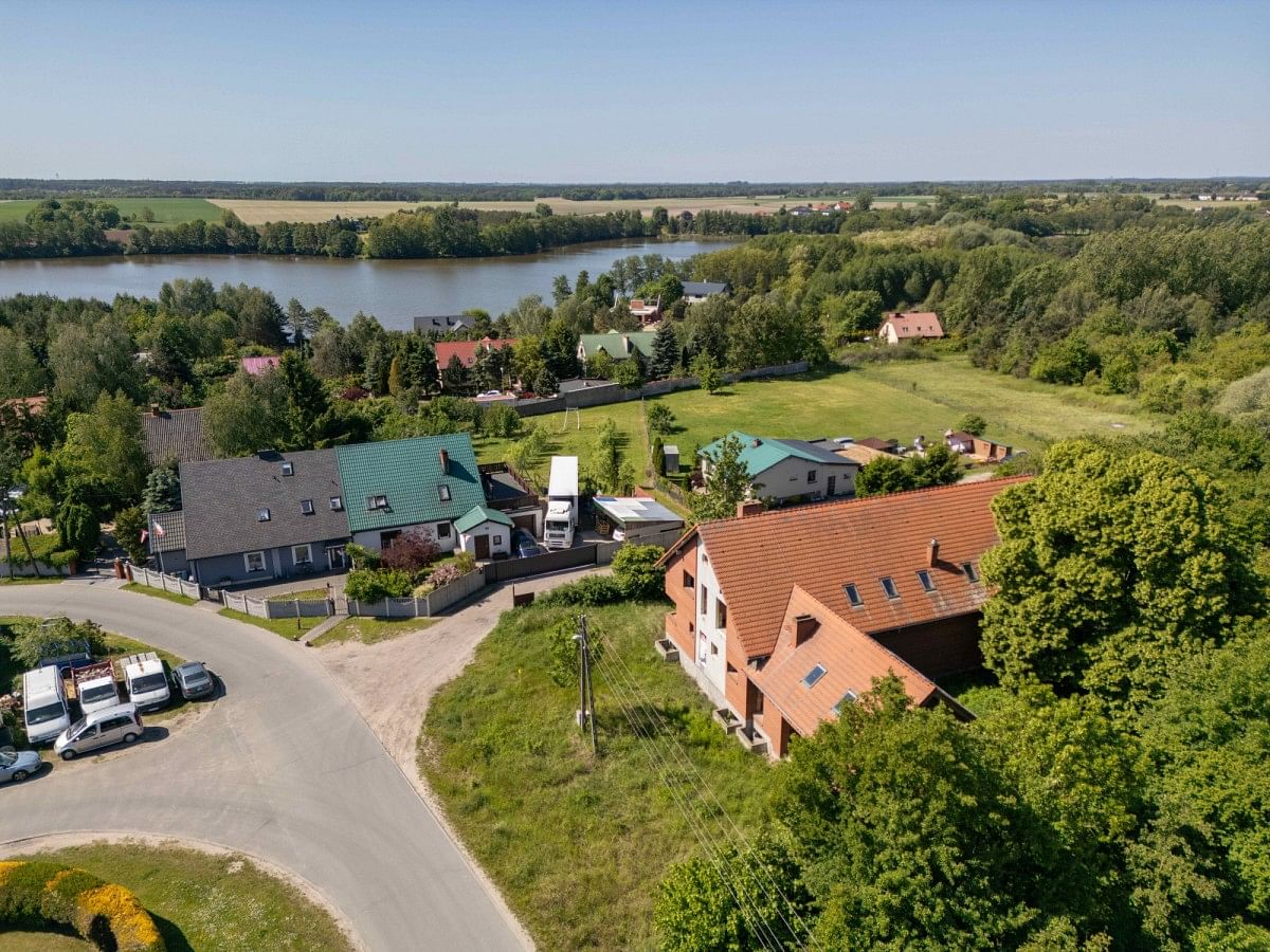 Dom 8 pokojowe na Sprzedaż