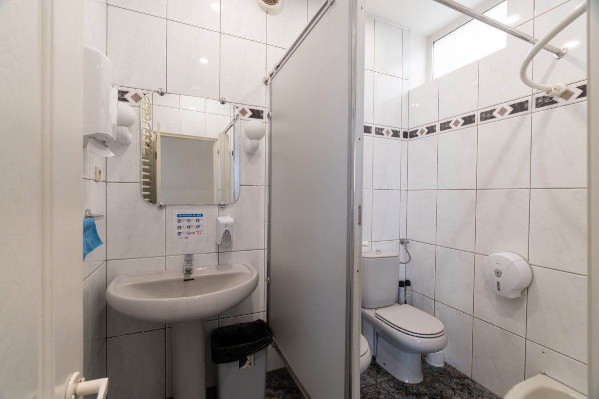 Lokal użytkowy  pokojowe na Sprzedaż