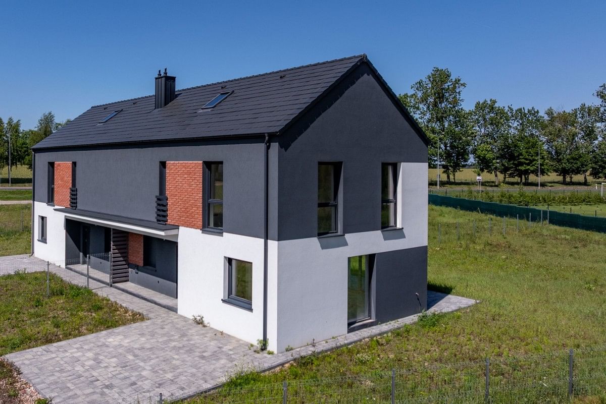 Dom 5 pokojowe na Sprzedaż