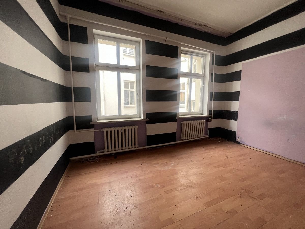Dom  pokojowe na Sprzedaż
