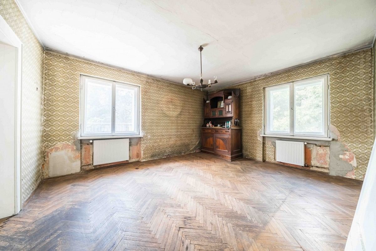 Mieszkanie 6 pokojowe na Sprzedaż