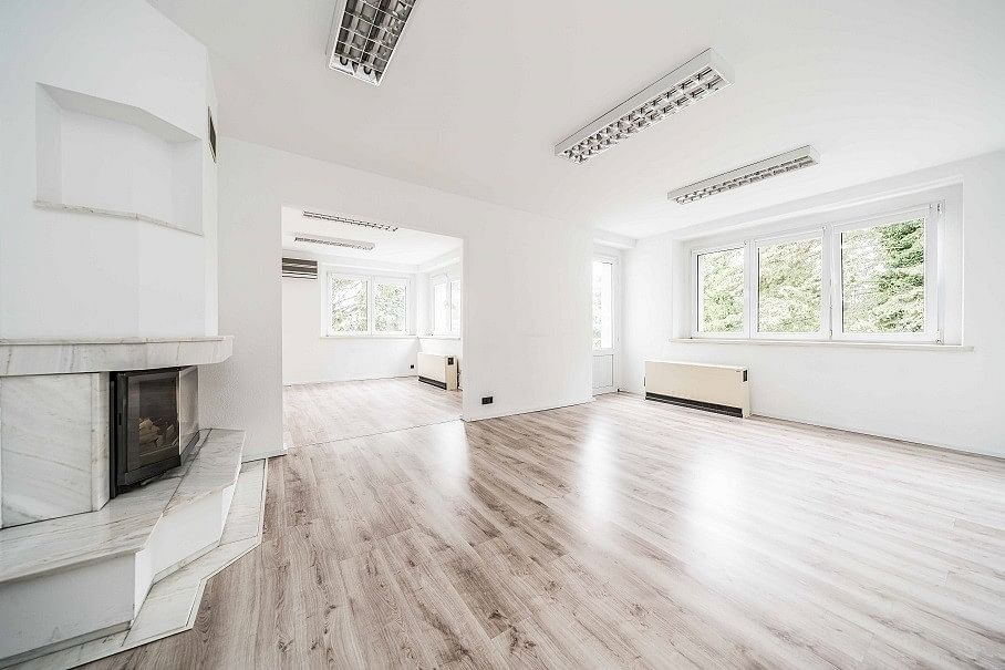 Lokal użytkowy  pokojowe na Wynajem