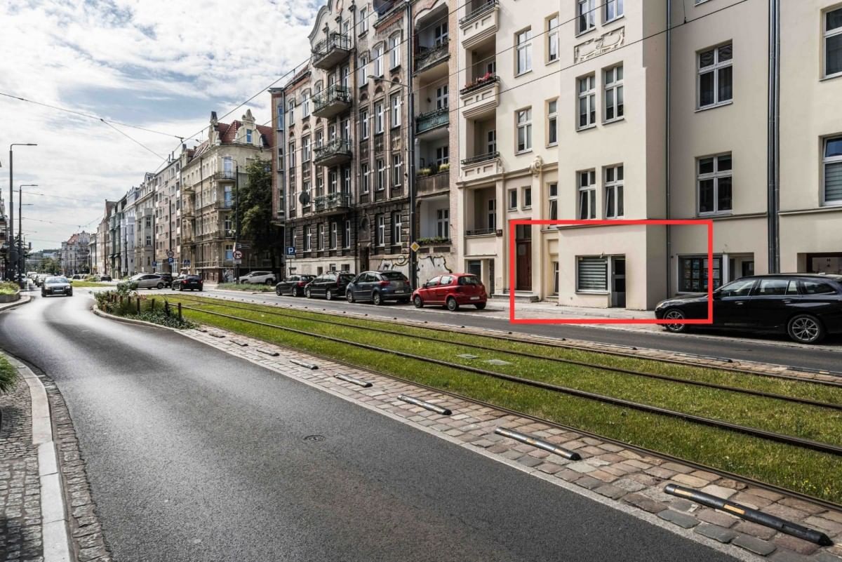 Lokal użytkowy  pokojowe na Sprzedaż