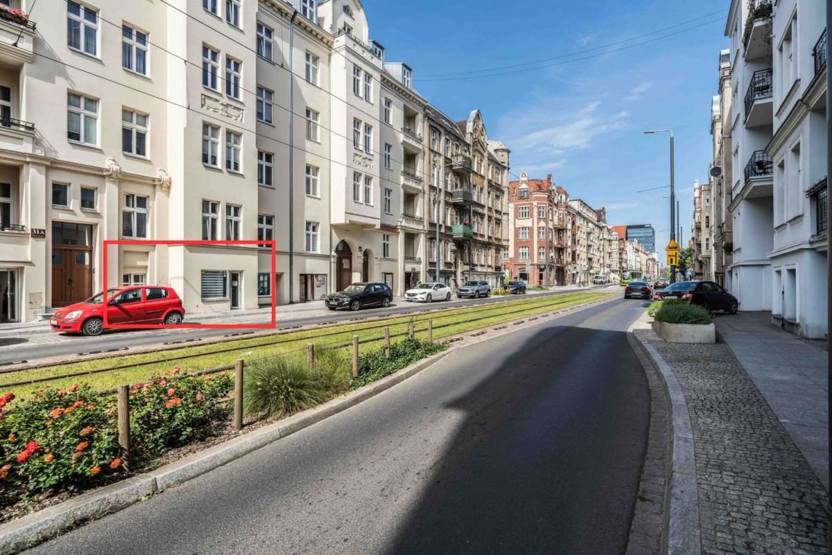 Lokal użytkowy  pokojowe na Sprzedaż