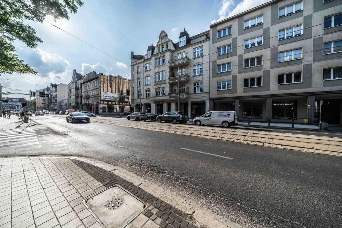 Mieszkanie 5 pokojowe na Sprzedaż