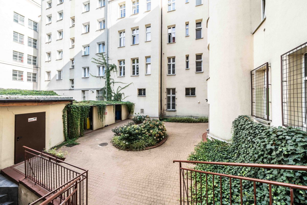 Mieszkanie 5 pokojowe na Sprzedaż