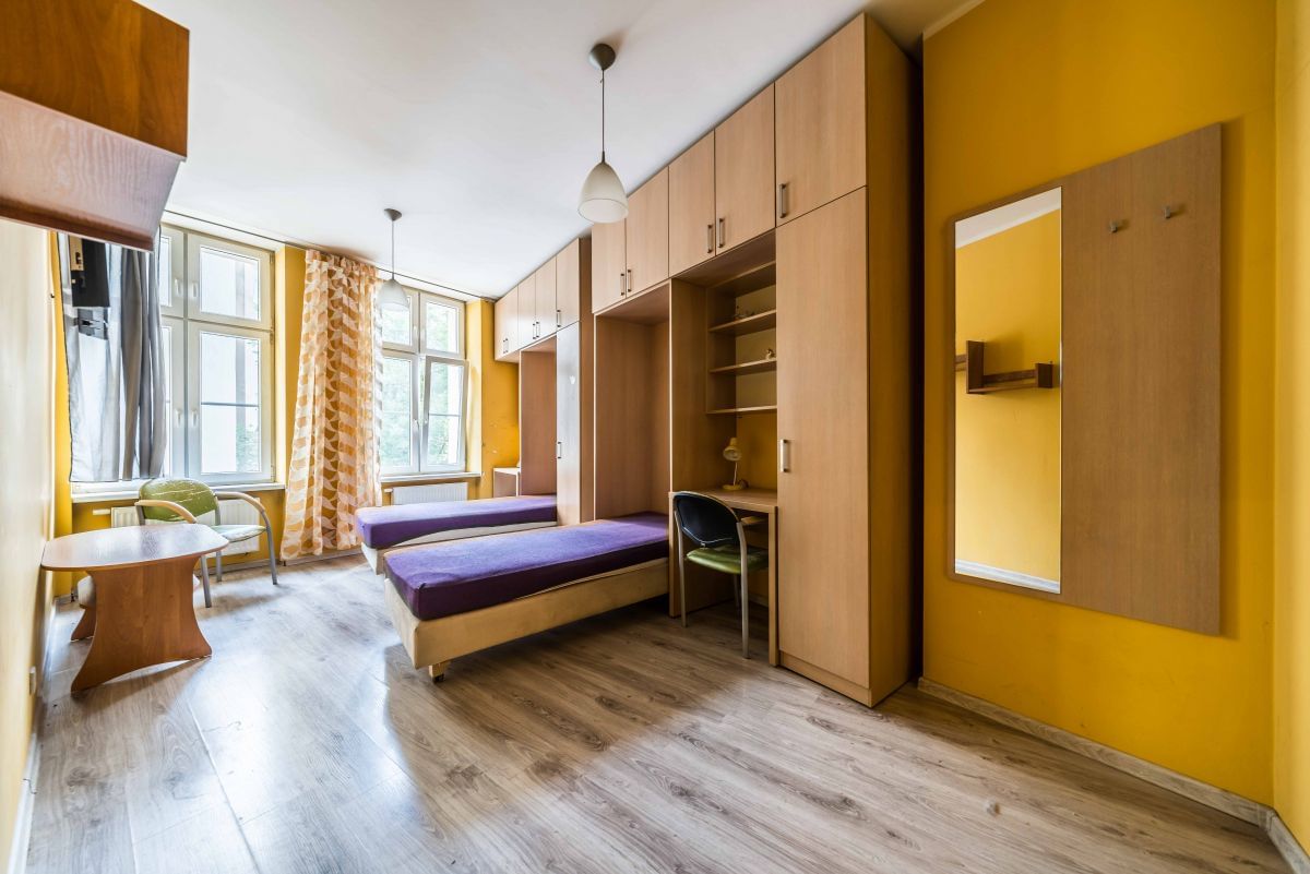 Mieszkanie 5 pokojowe na Sprzedaż