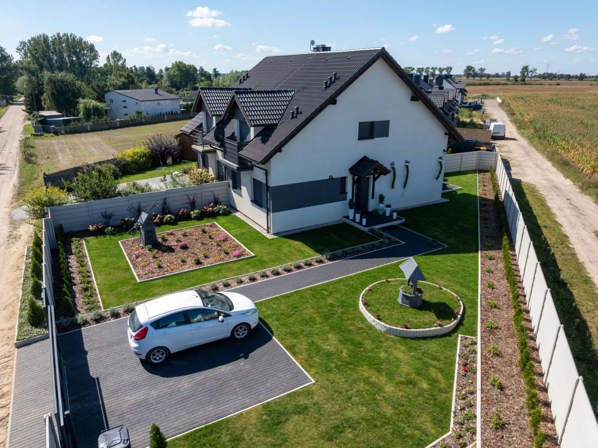 Dom  pokojowe na Sprzedaż