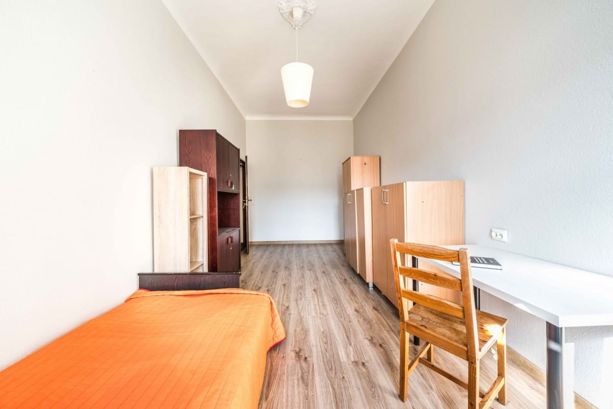 Mieszkanie 5 pokojowe na Sprzedaż