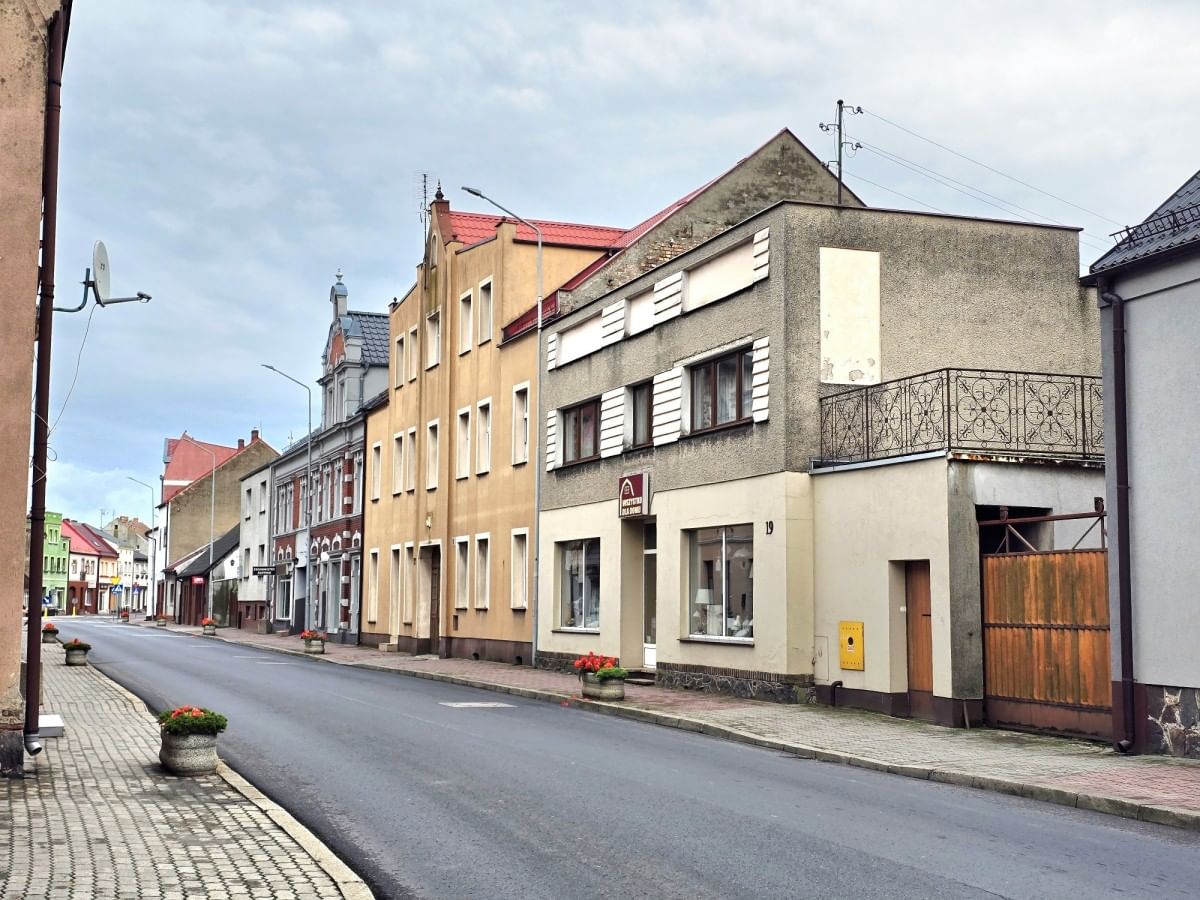 Mieszkanie 4 pokojowe na Sprzedaż