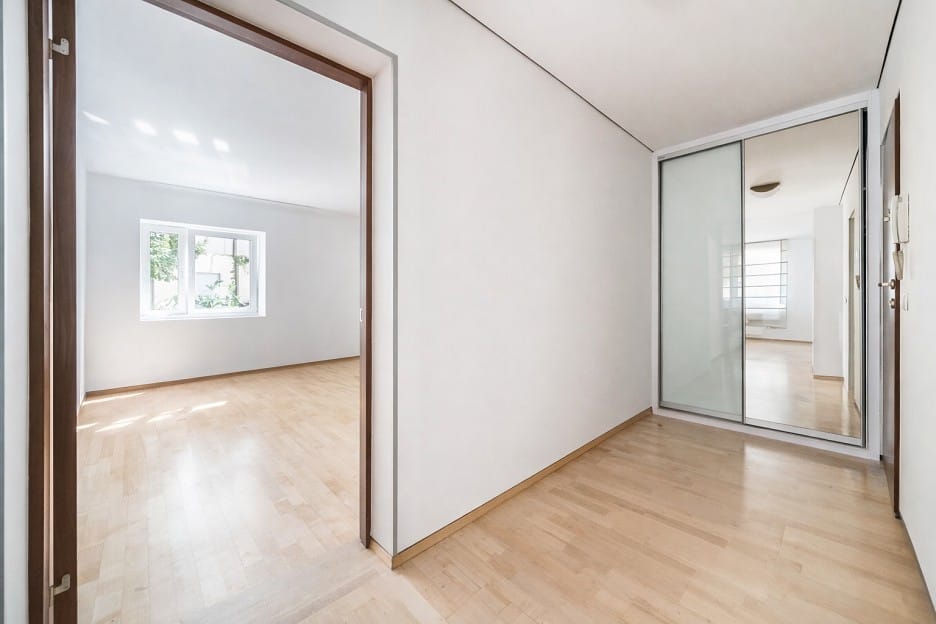 Dom 11 pokojowe na Sprzedaż