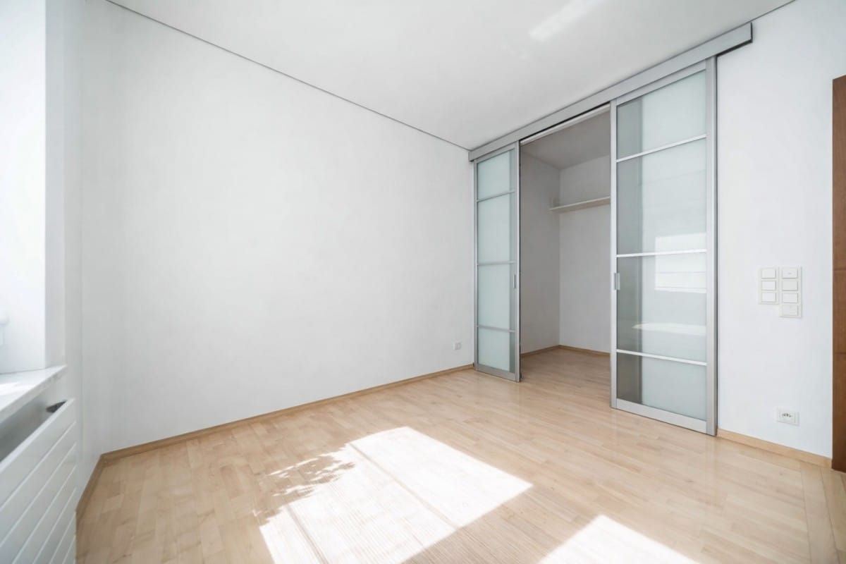 Dom 11 pokojowe na Sprzedaż