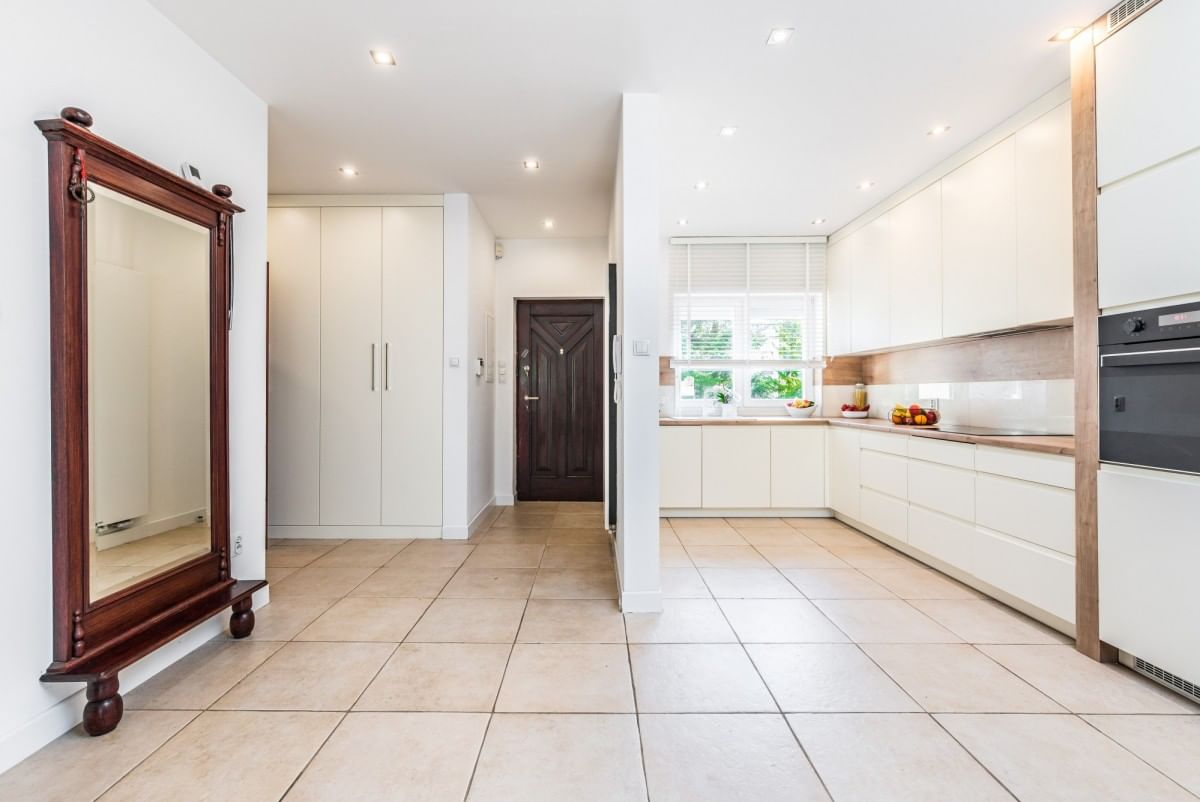 Dom 5 pokojowe na Sprzedaż