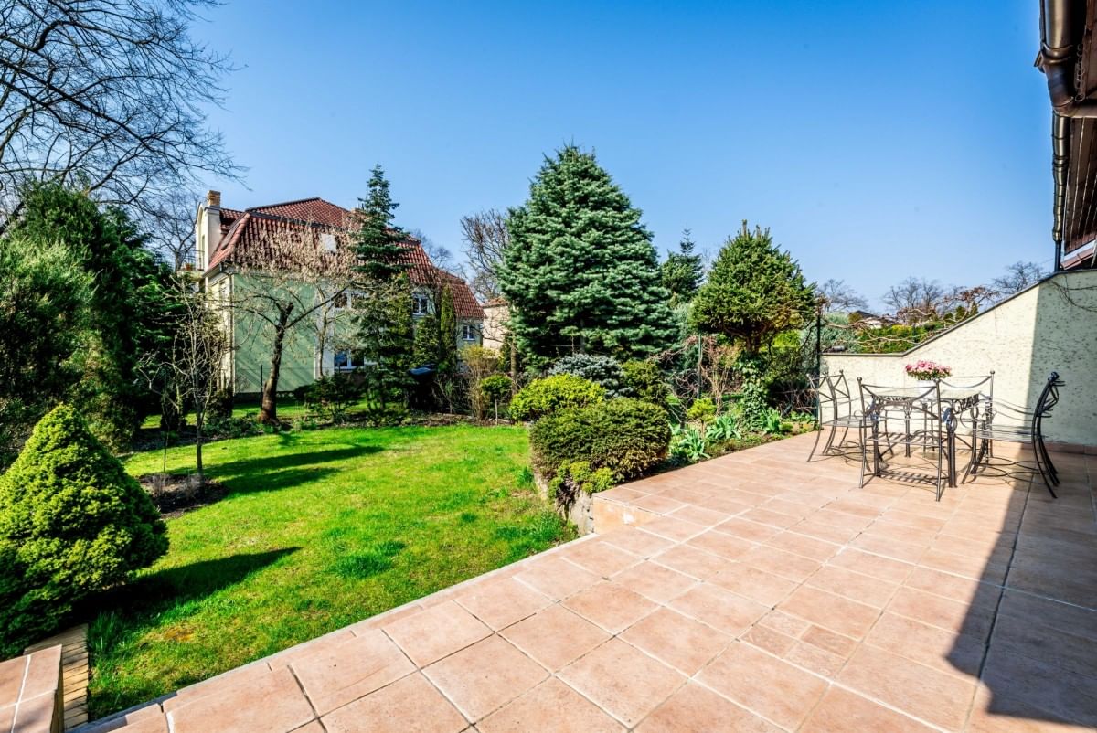 Dom 5 pokojowe na Sprzedaż