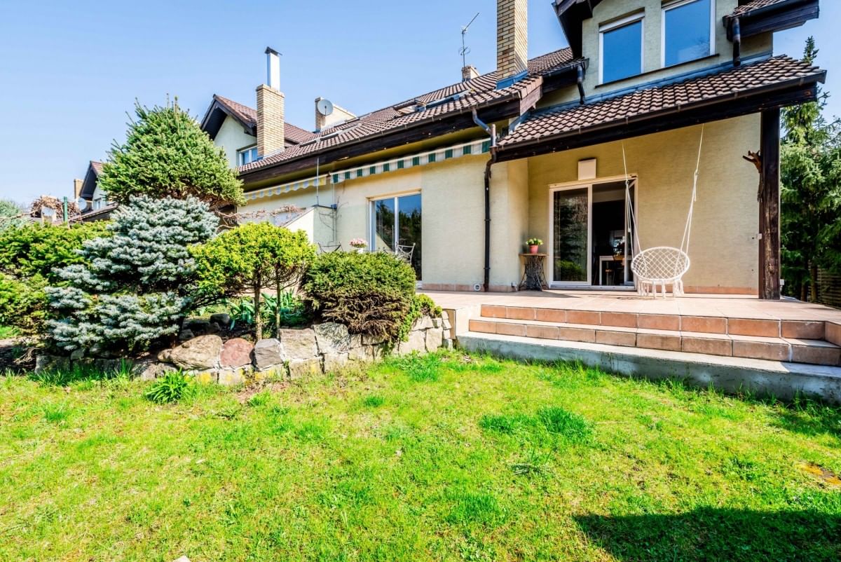 Dom 5 pokojowe na Sprzedaż