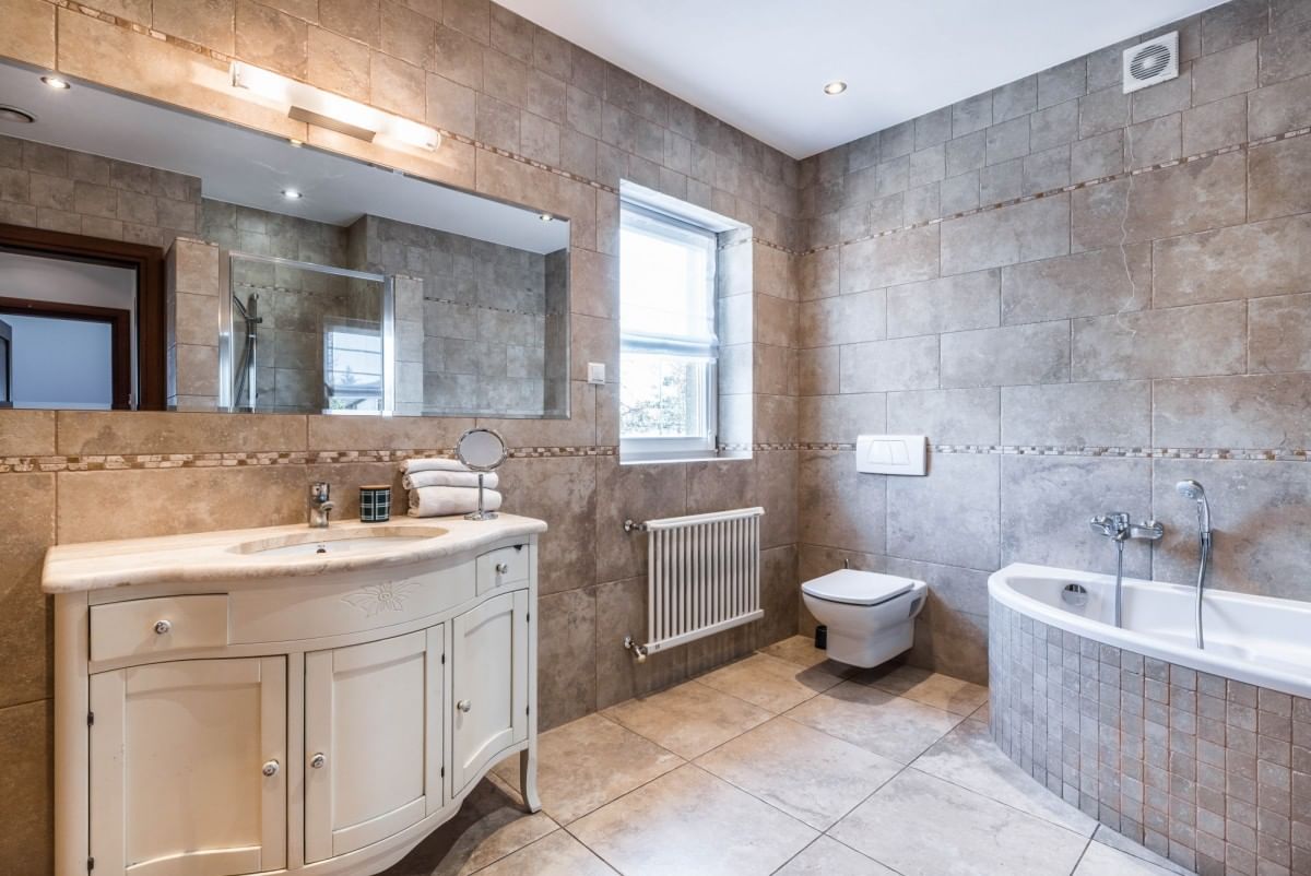 Dom 5 pokojowe na Sprzedaż