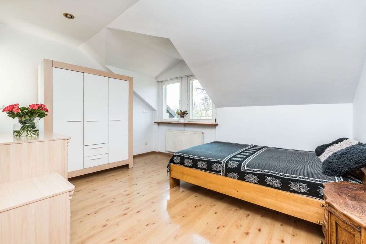 Dom 5 pokojowe na Sprzedaż