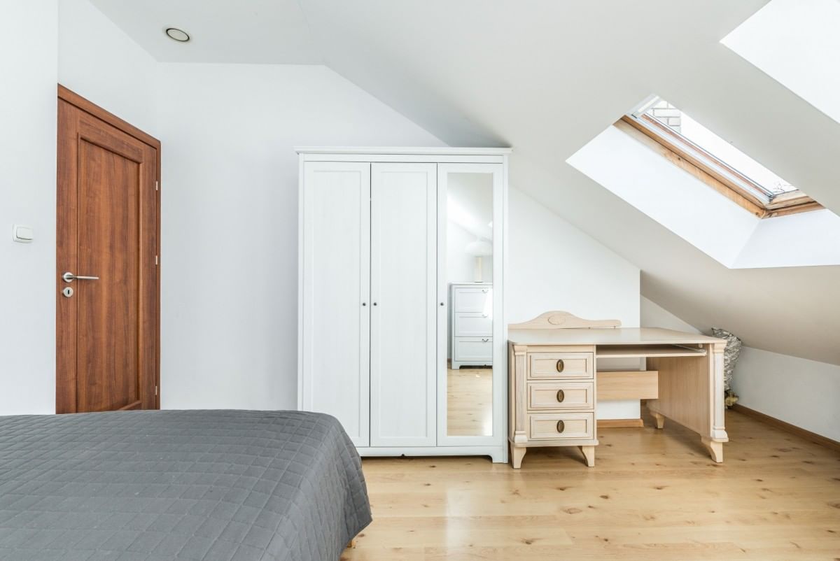 Dom 5 pokojowe na Sprzedaż