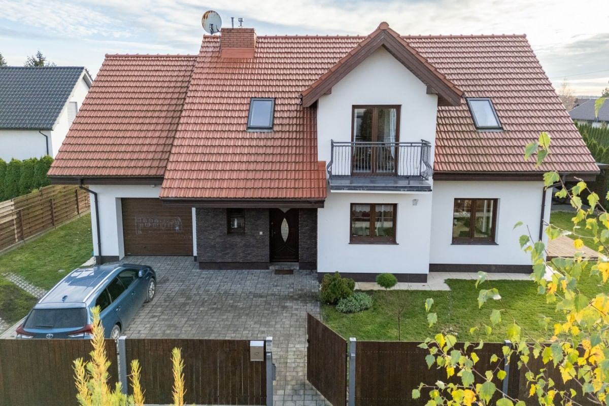 Dom 5 pokojowe na Sprzedaż