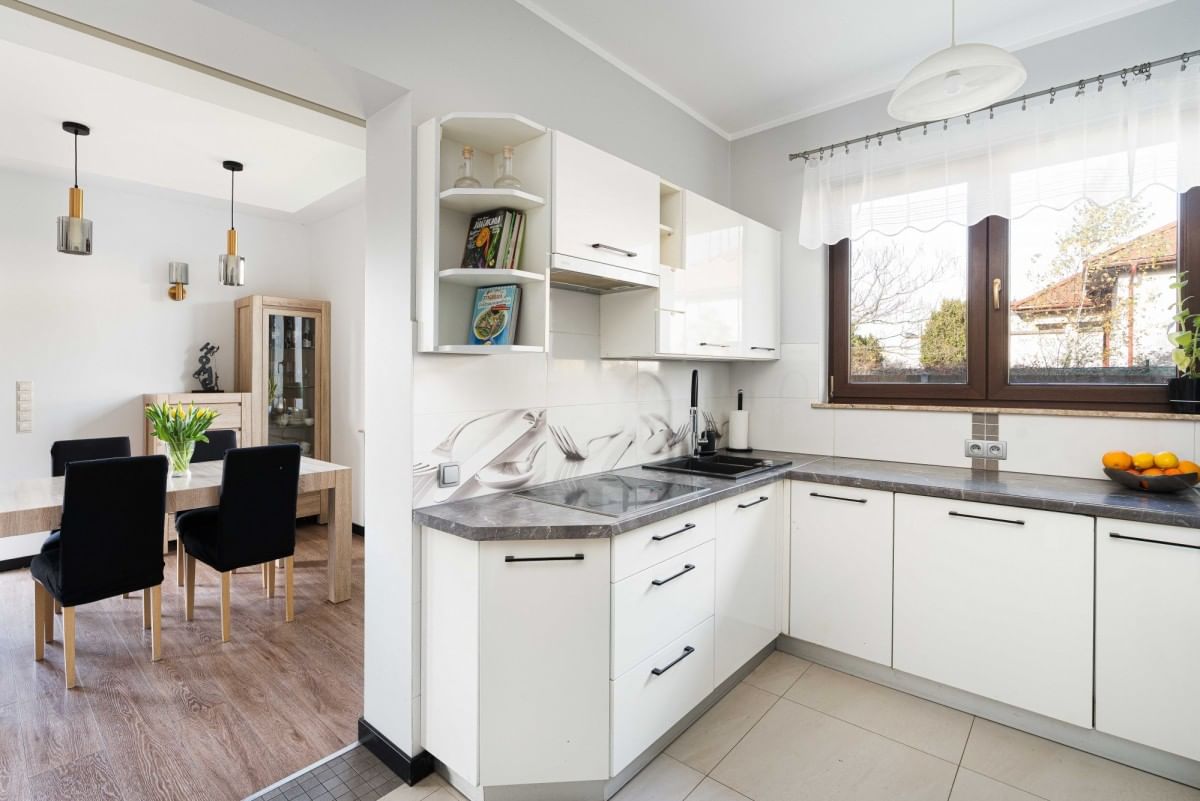 Dom 5 pokojowe na Sprzedaż