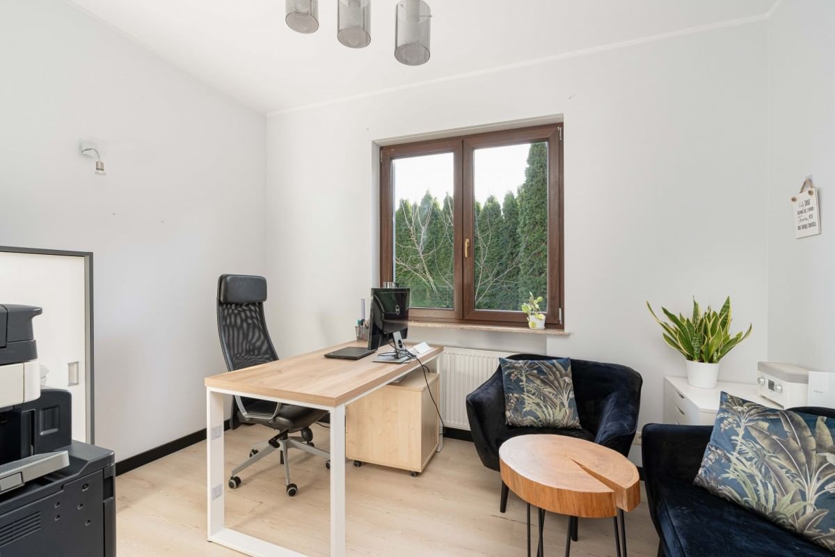 Dom 5 pokojowe na Sprzedaż