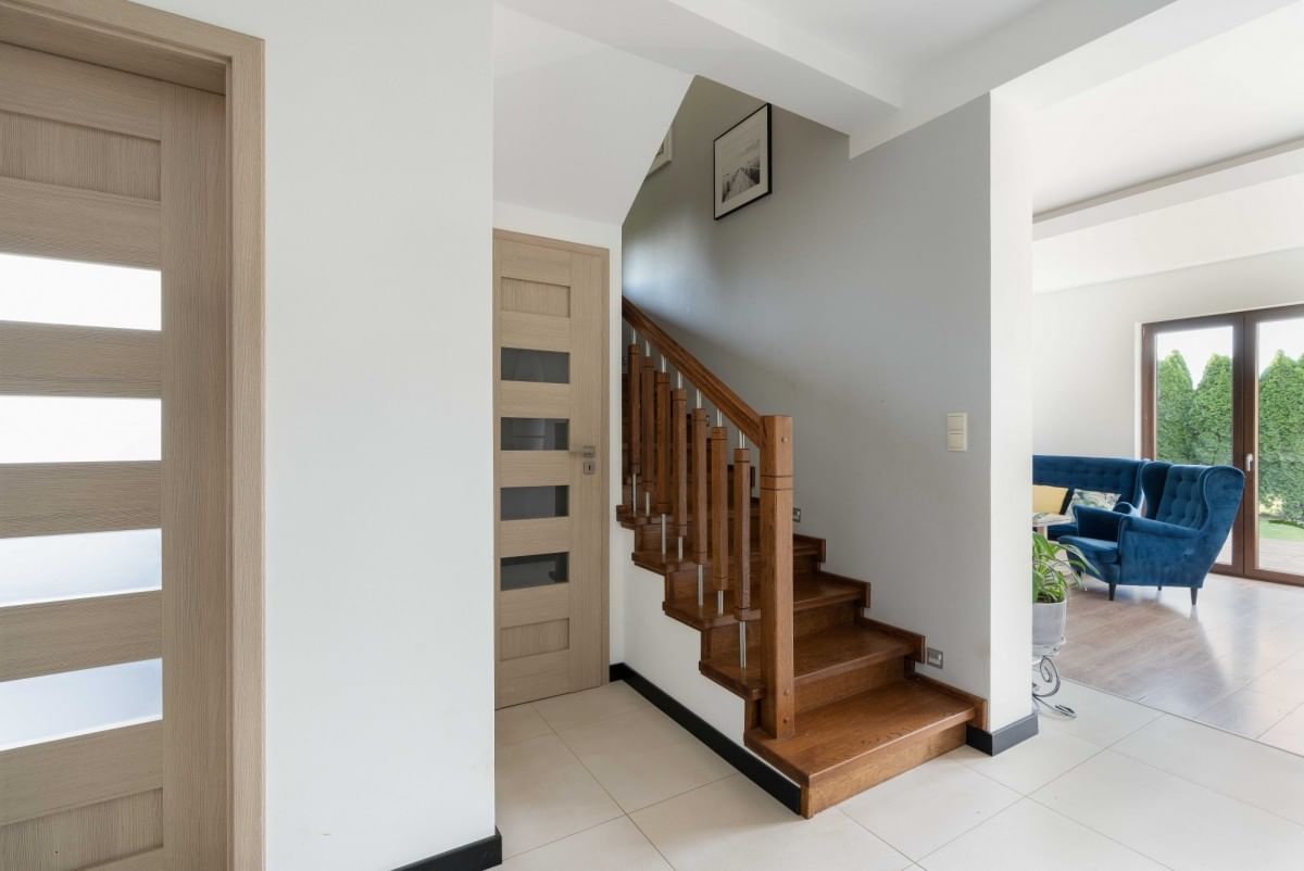 Dom 5 pokojowe na Sprzedaż