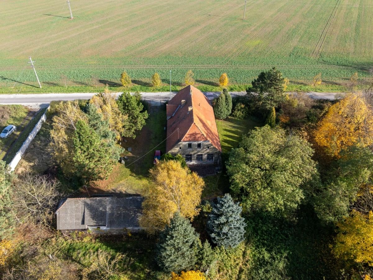 Dom 6 pokojowe na Sprzedaż