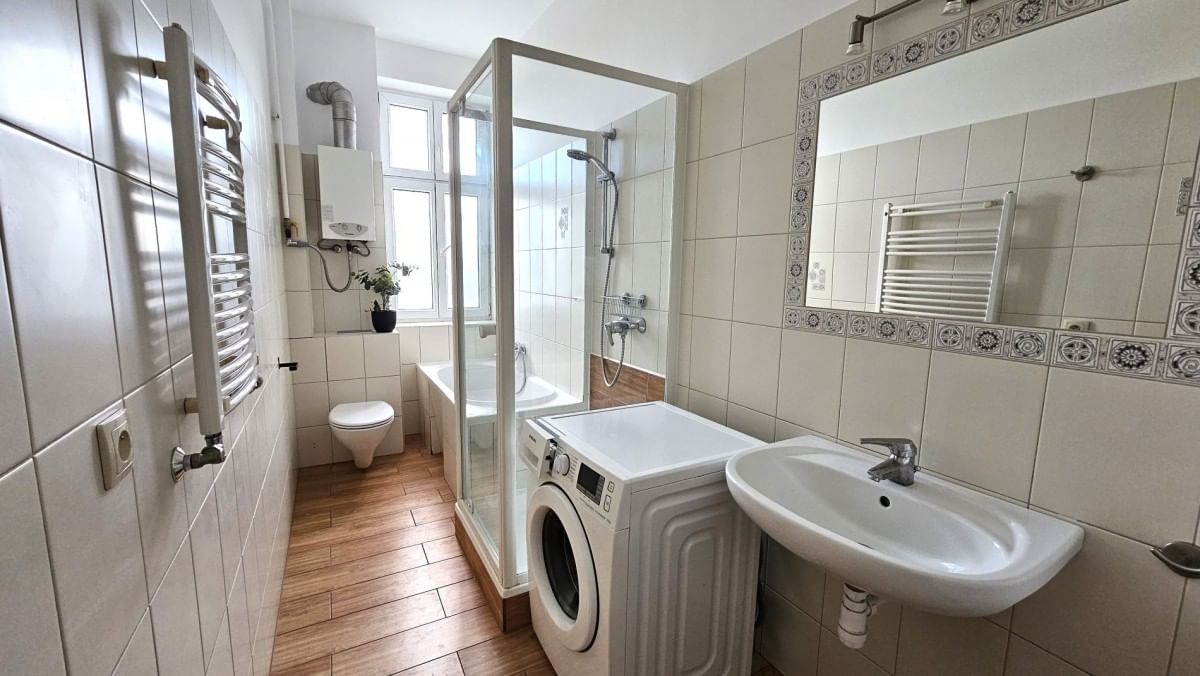 Mieszkanie 6 pokojowe na Wynajem