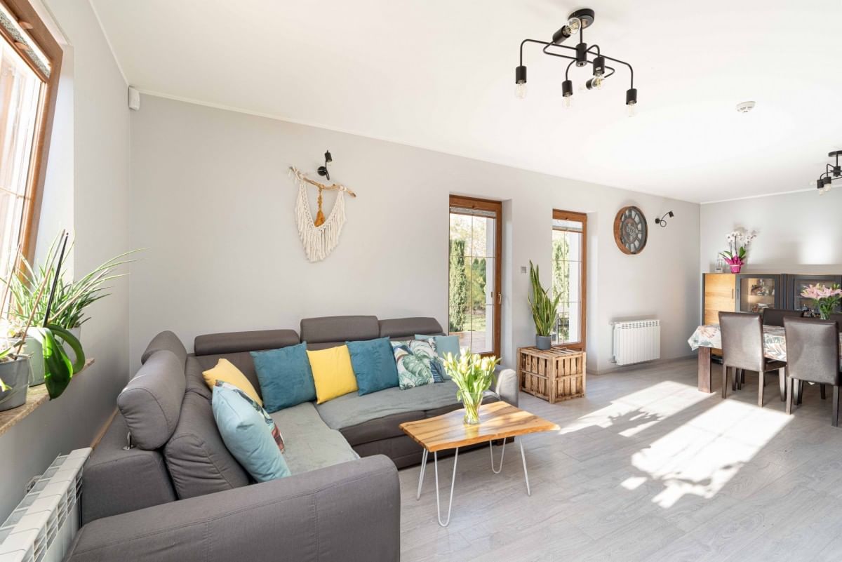 Dom 4 pokojowe na Sprzedaż