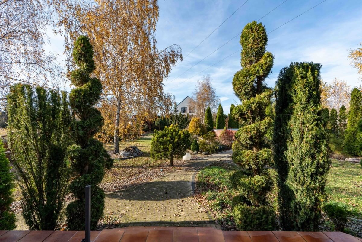 Dom 4 pokojowe na Sprzedaż