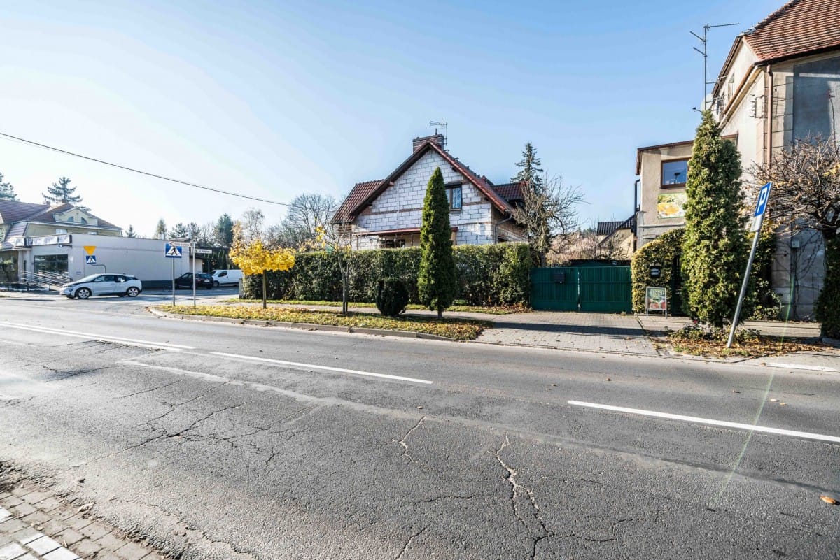 Dom  pokojowe na Sprzedaż