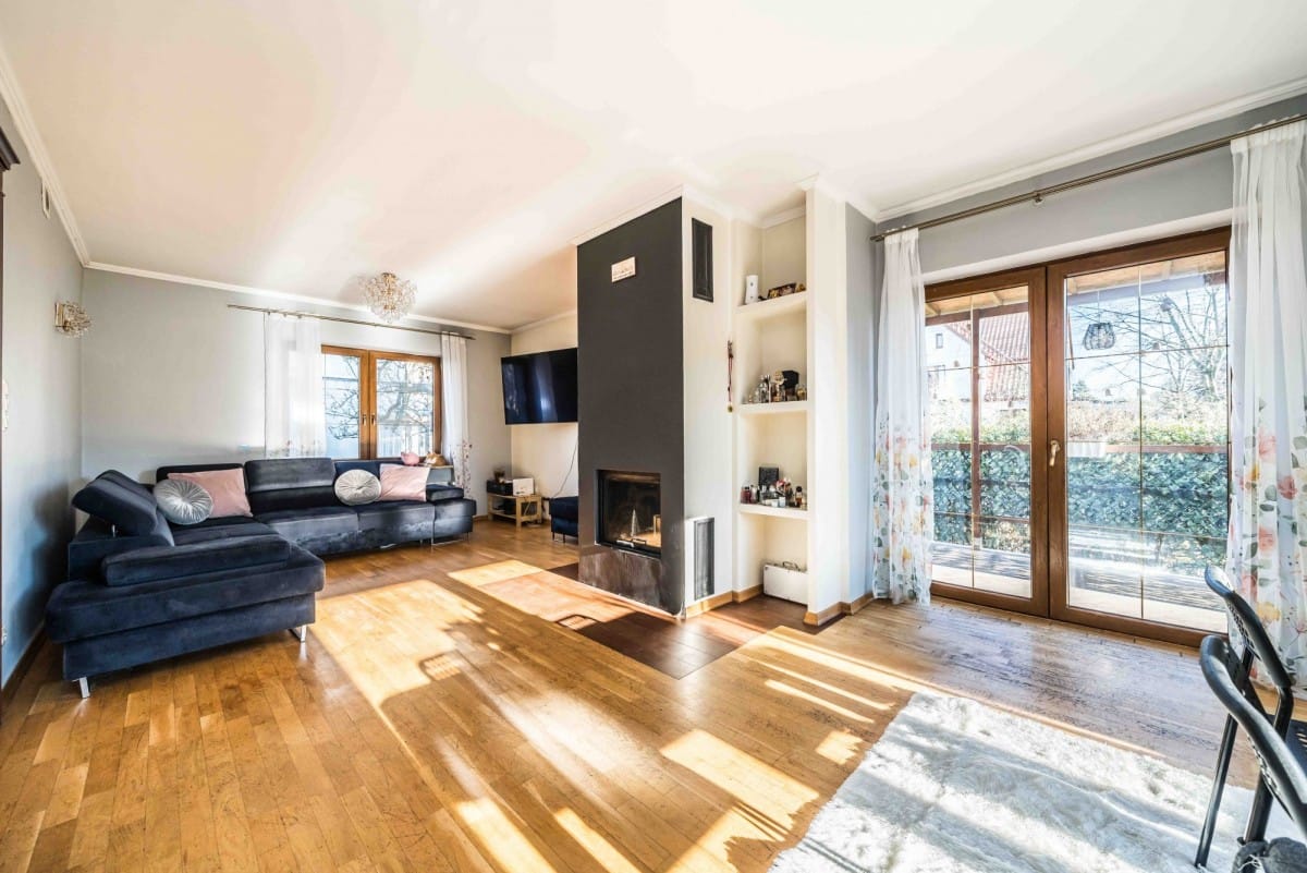 Dom  pokojowe na Sprzedaż