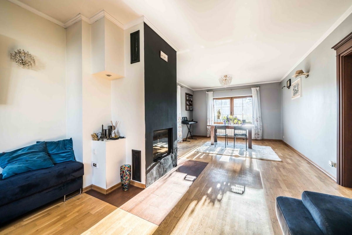 Dom  pokojowe na Sprzedaż