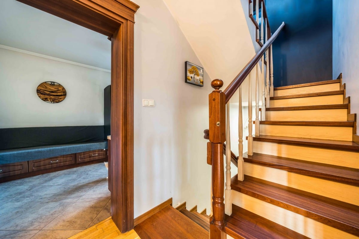 Dom  pokojowe na Sprzedaż