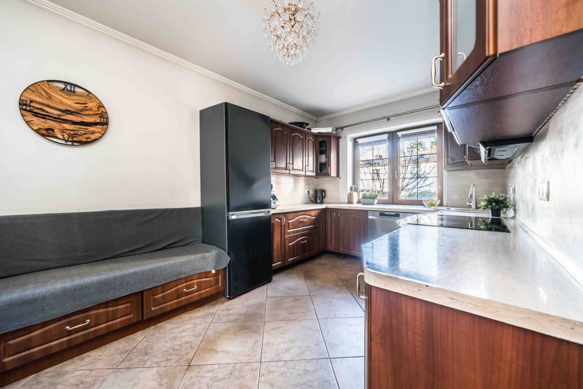 Dom  pokojowe na Sprzedaż