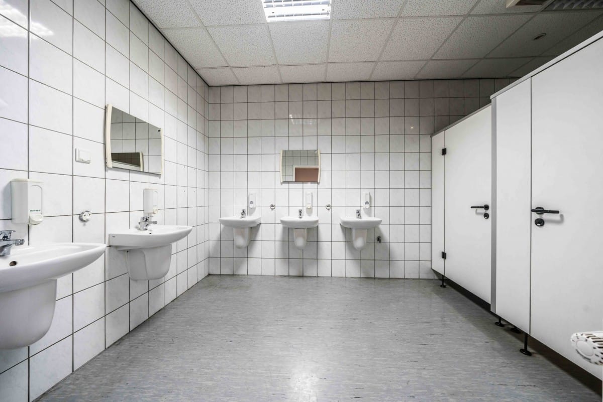 Lokal użytkowy  pokojowe na Sprzedaż