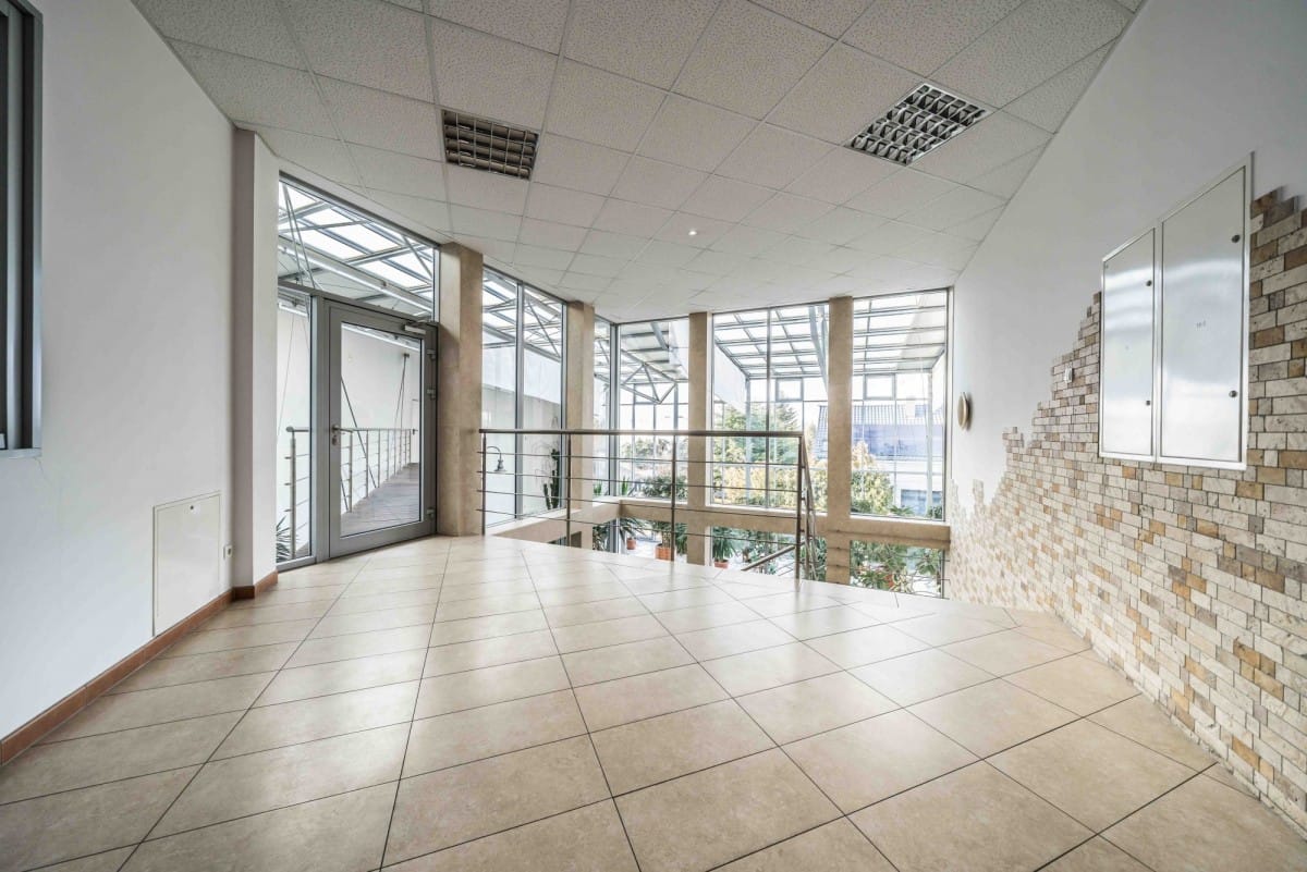 Lokal użytkowy  pokojowe na Sprzedaż