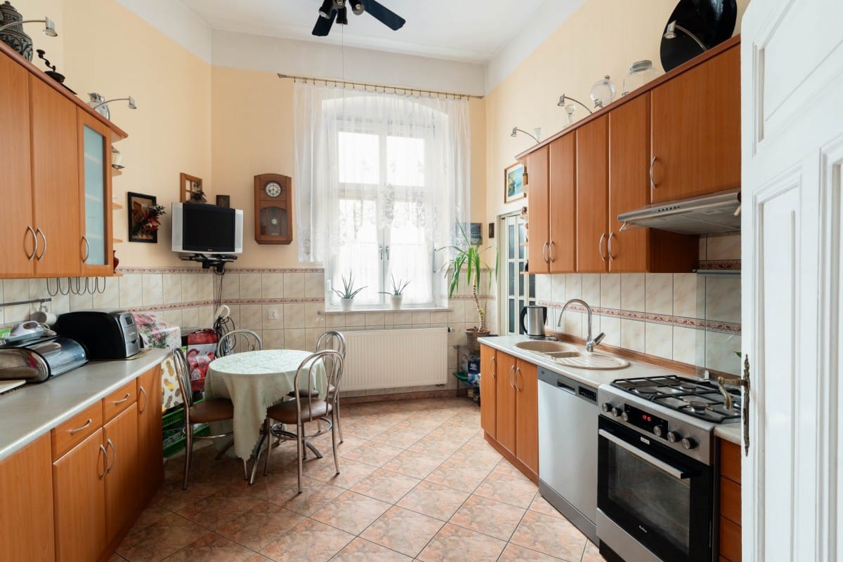 Mieszkanie 3 pokojowe na Sprzedaż