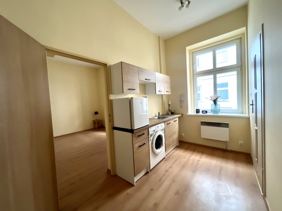 Mieszkanie 1 pokojowe na Sprzedaż