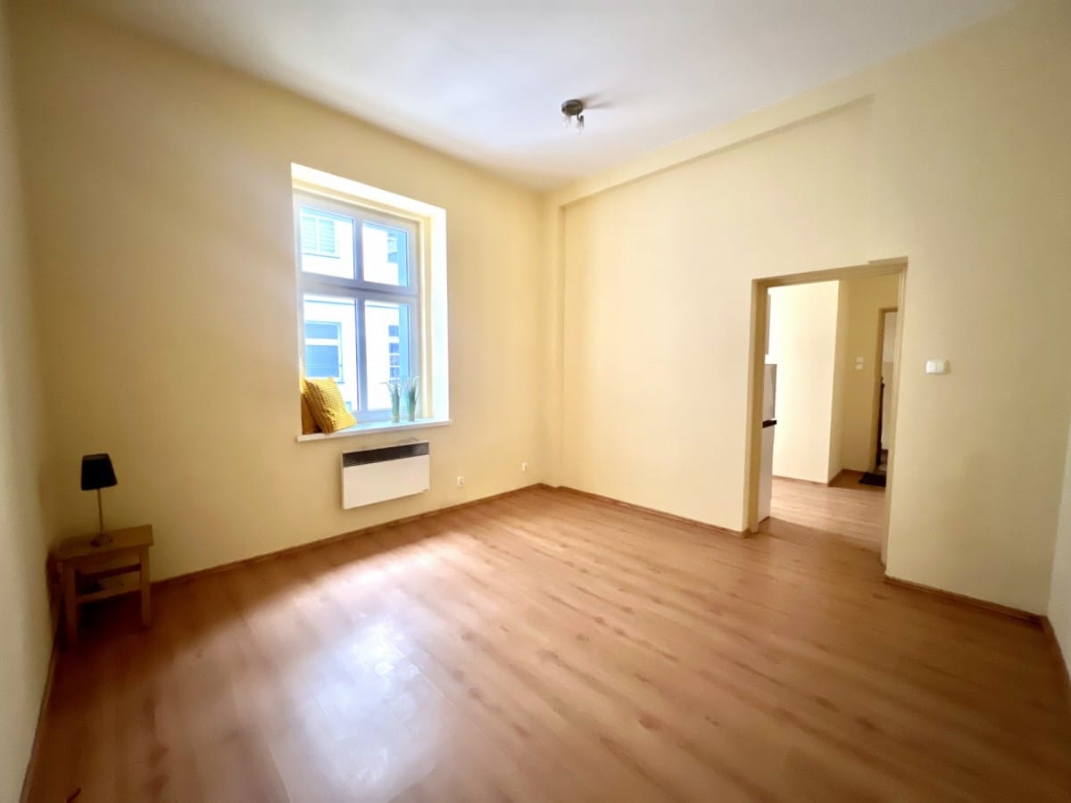 Mieszkanie 1 pokojowe na Sprzedaż