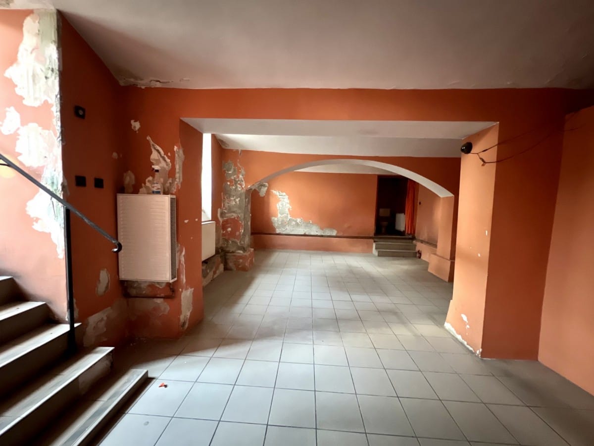 Lokal użytkowy  pokojowe na Sprzedaż