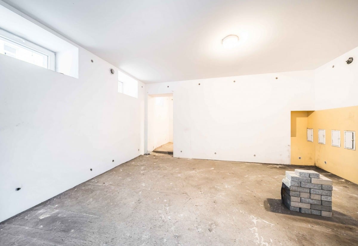 Lokal użytkowy  pokojowe na Sprzedaż