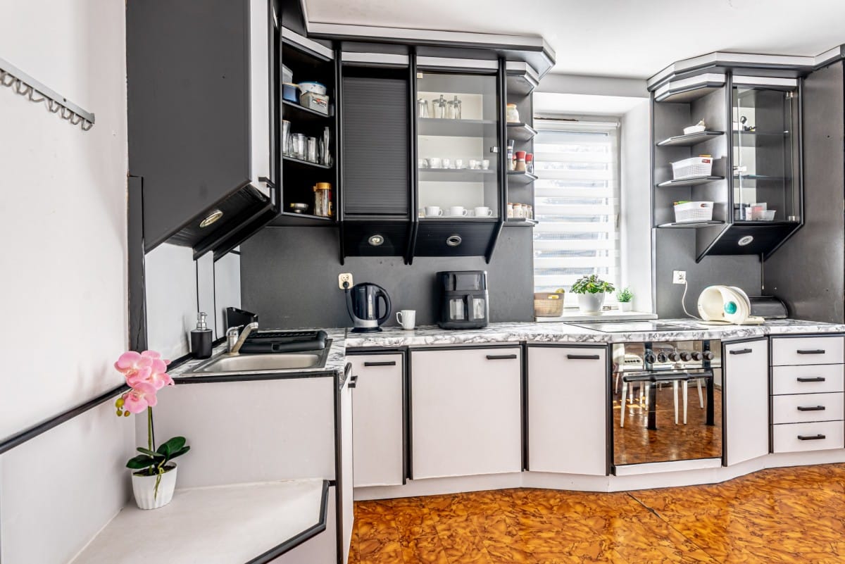 Lokal użytkowy  pokojowe na Sprzedaż