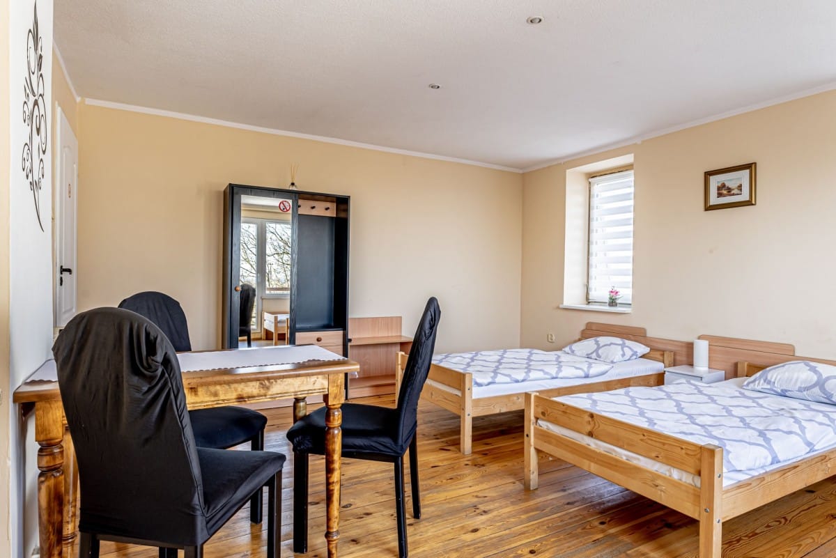 Lokal użytkowy  pokojowe na Sprzedaż